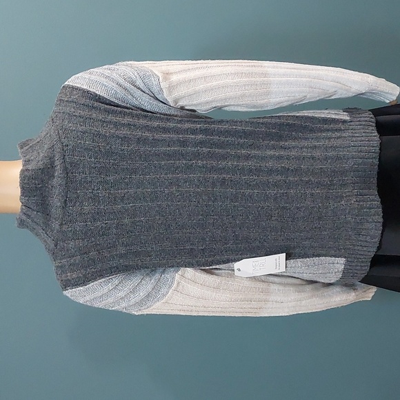 NWT Time And Tru Color Block Mock Neck Knit Sweater Womens Size Small - Picture 5 of 10